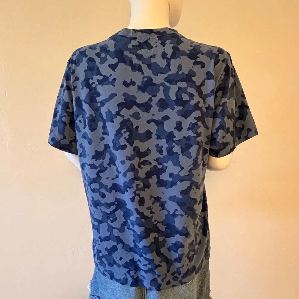 Nike‎ Women's Camo T-Shirt  Blue Camouflage Short Sleeve Cotton Tee Size L